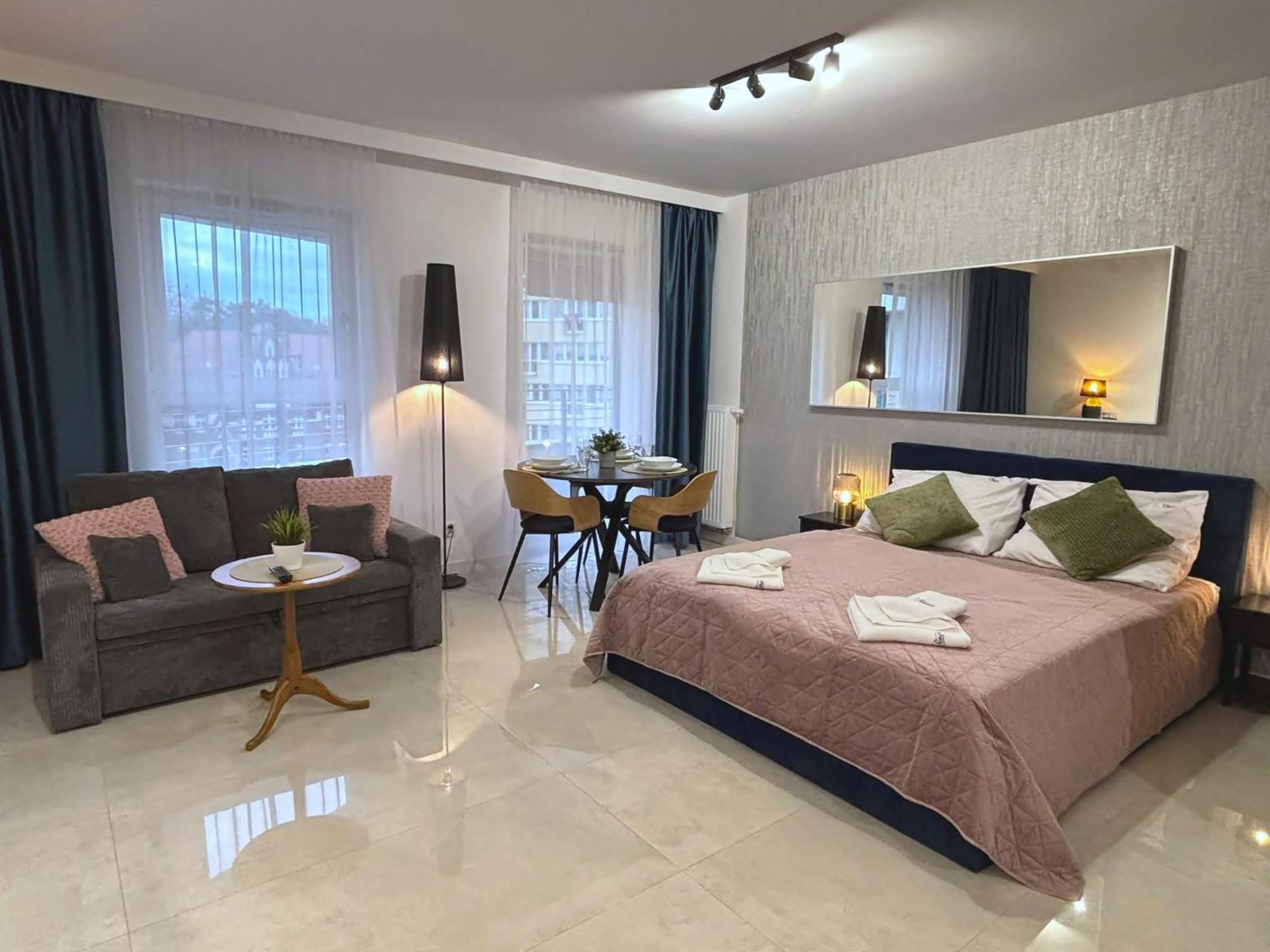 Sun Towers - Apartamenty Bryza - Apartamenty Z Parkingiem Swinoujscie Dış mekan fotoğraf