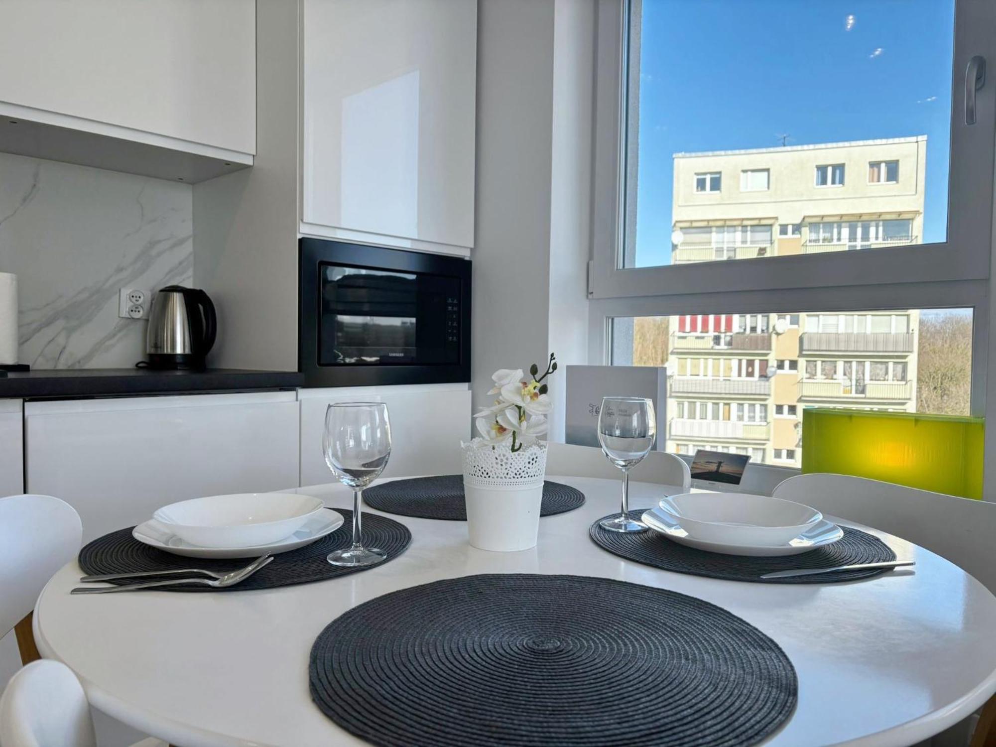 Sun Towers - Apartamenty Bryza - Apartamenty Z Parkingiem Swinoujscie Dış mekan fotoğraf