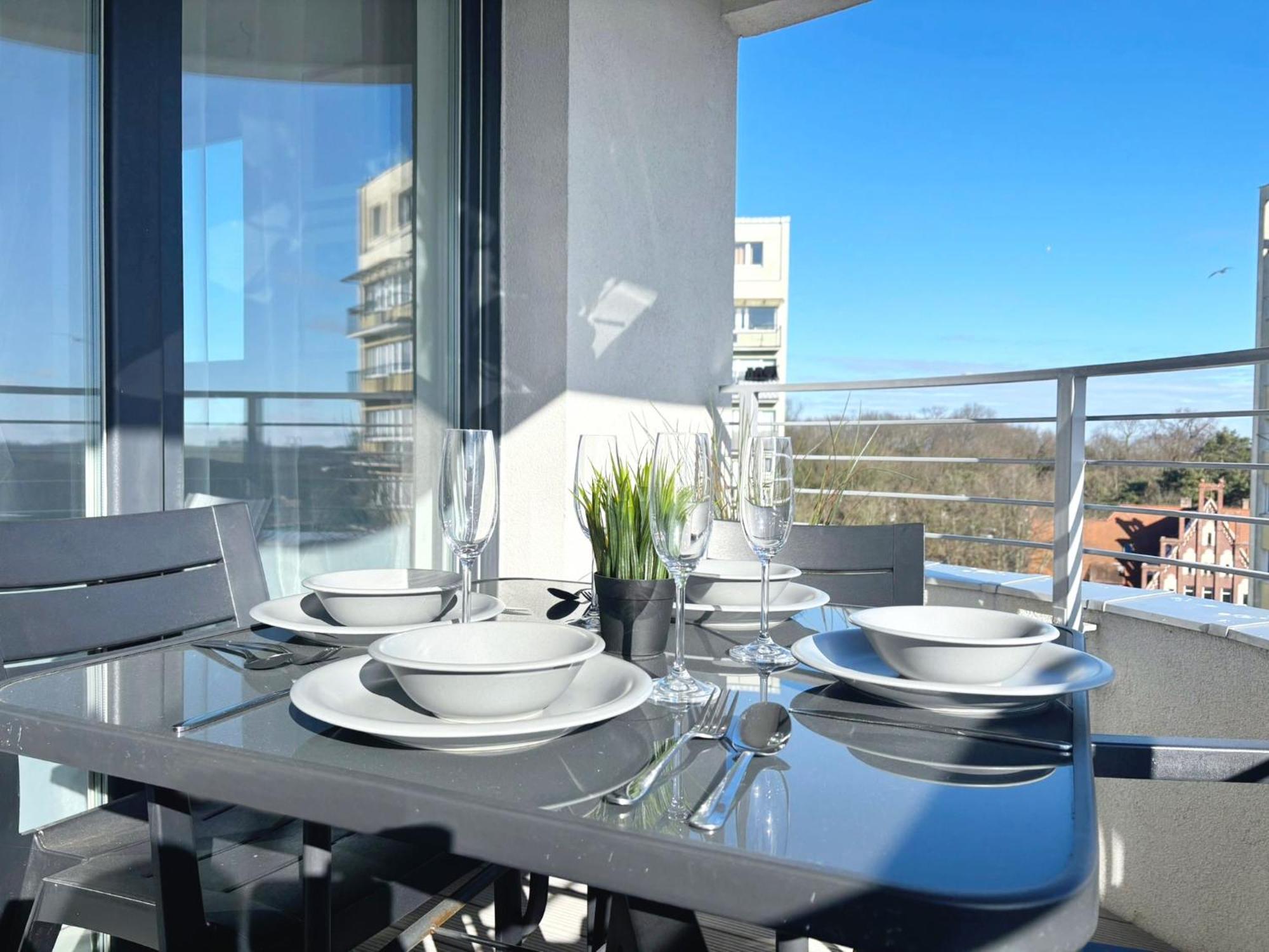 Sun Towers - Apartamenty Bryza - Apartamenty Z Parkingiem Swinoujscie Dış mekan fotoğraf