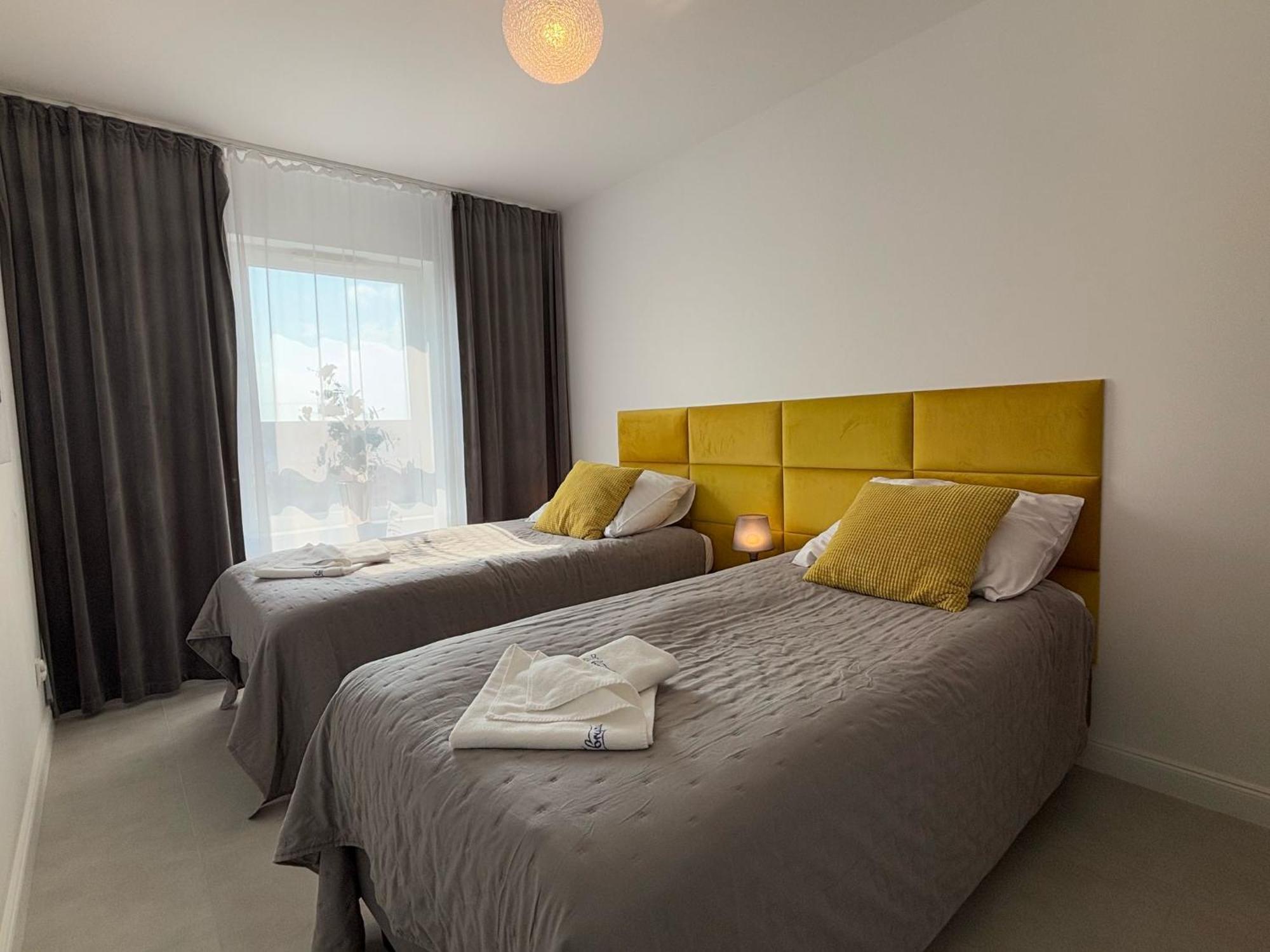 Sun Towers - Apartamenty Bryza - Apartamenty Z Parkingiem Swinoujscie Dış mekan fotoğraf