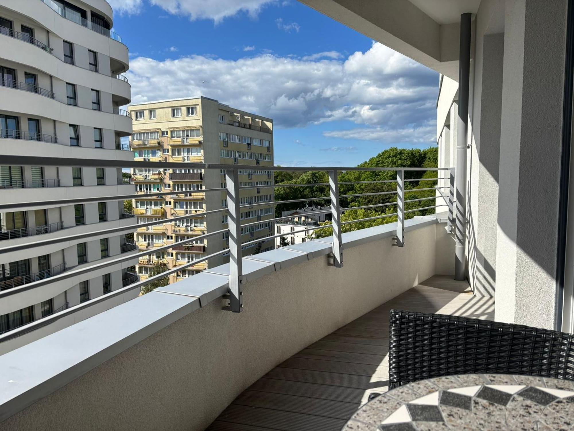 Sun Towers - Apartamenty Bryza - Apartamenty Z Parkingiem Swinoujscie Dış mekan fotoğraf